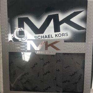 Night wear sweatpants & t-shirt